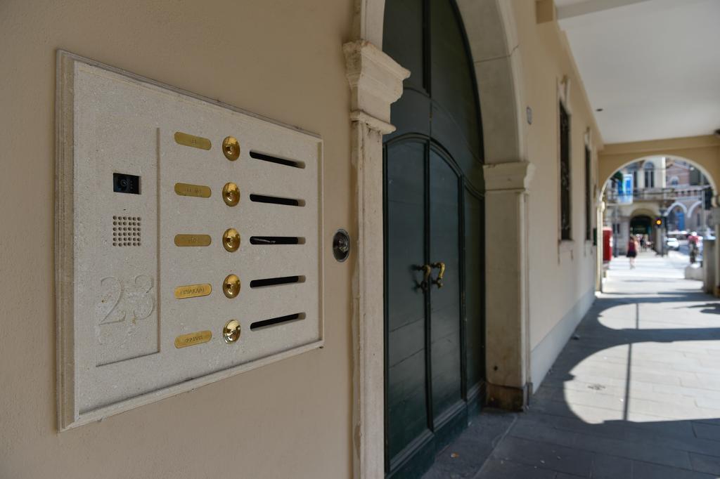 Palazzo Bovio - Boutique Apartments Pádua Exterior foto