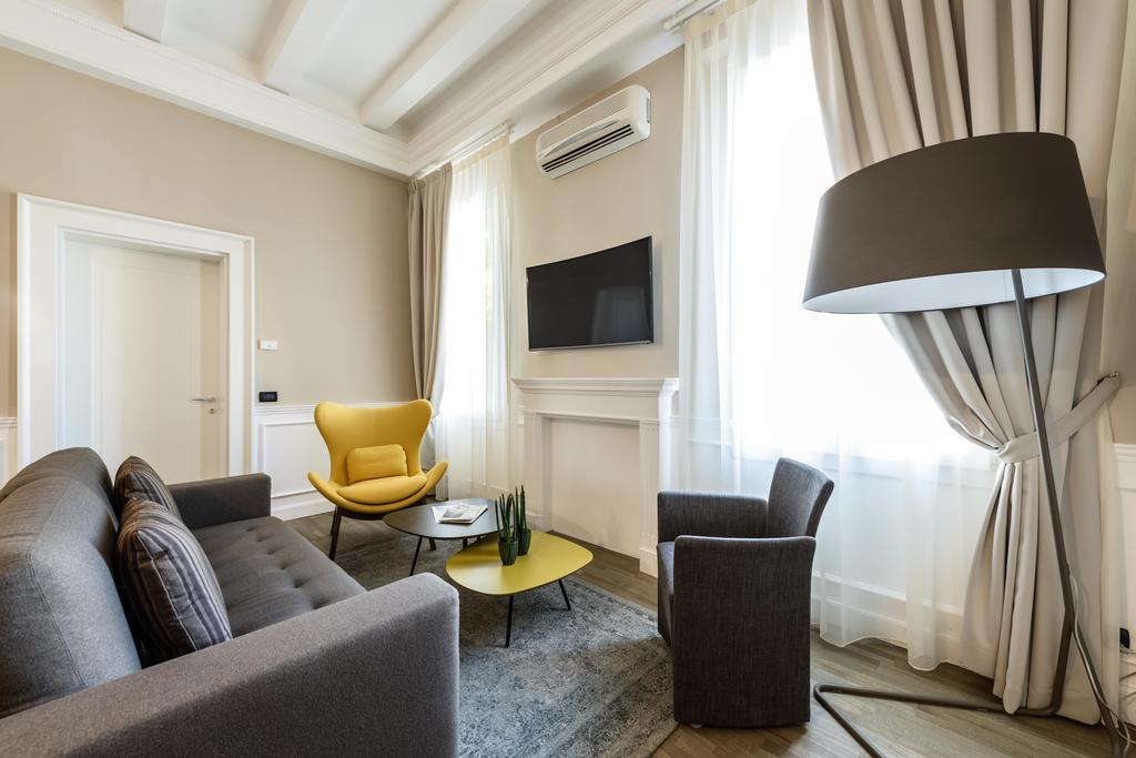 Palazzo Bovio - Boutique Apartments Pádua Exterior foto