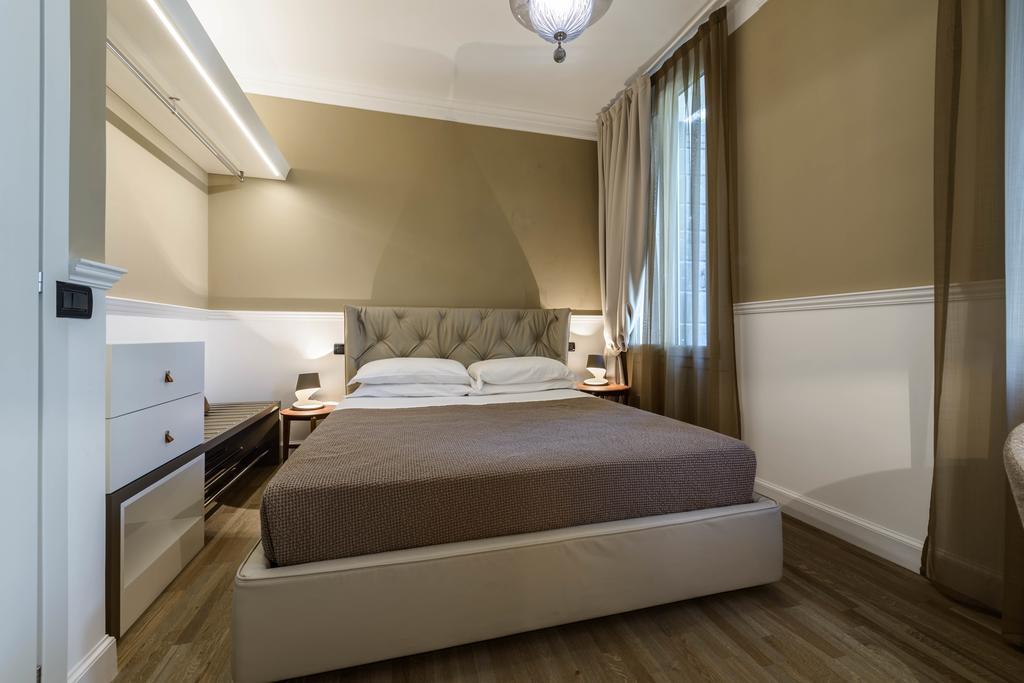 Palazzo Bovio - Boutique Apartments Pádua Exterior foto